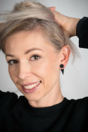 Kolczyki Katie - czarny trójkąt